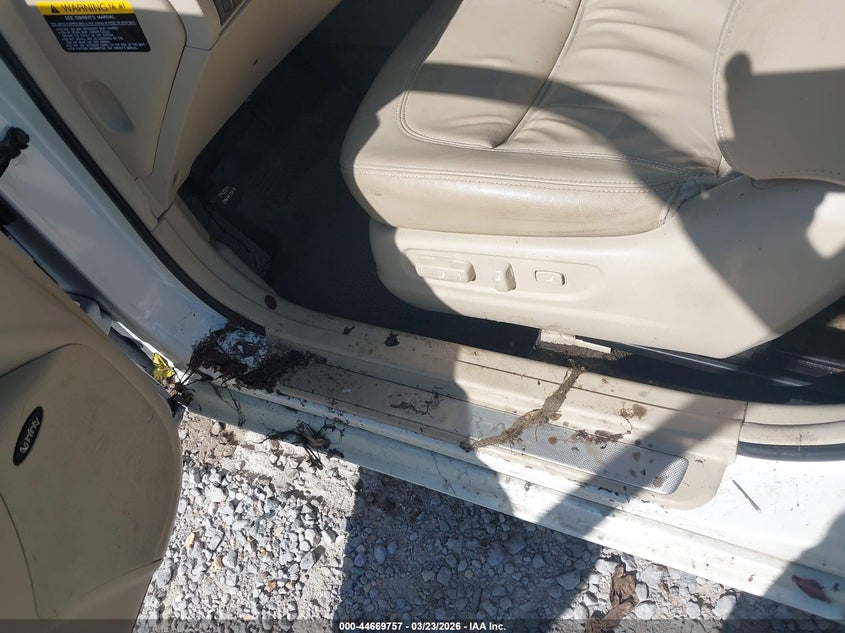 2006 Hyundai Azera Limited/Se VIN: KMHFC46F96A102335 Lot: 44669757