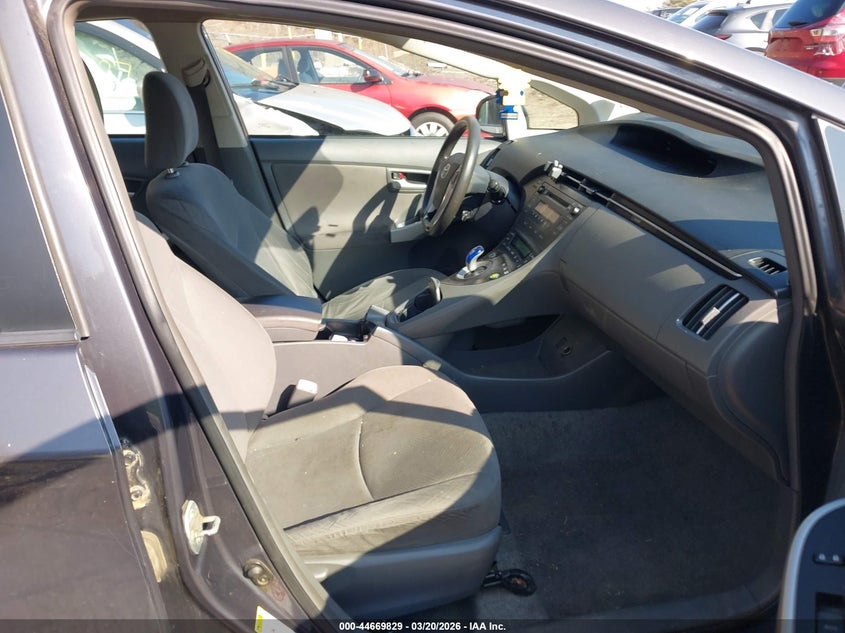 2011 Toyota Prius Two