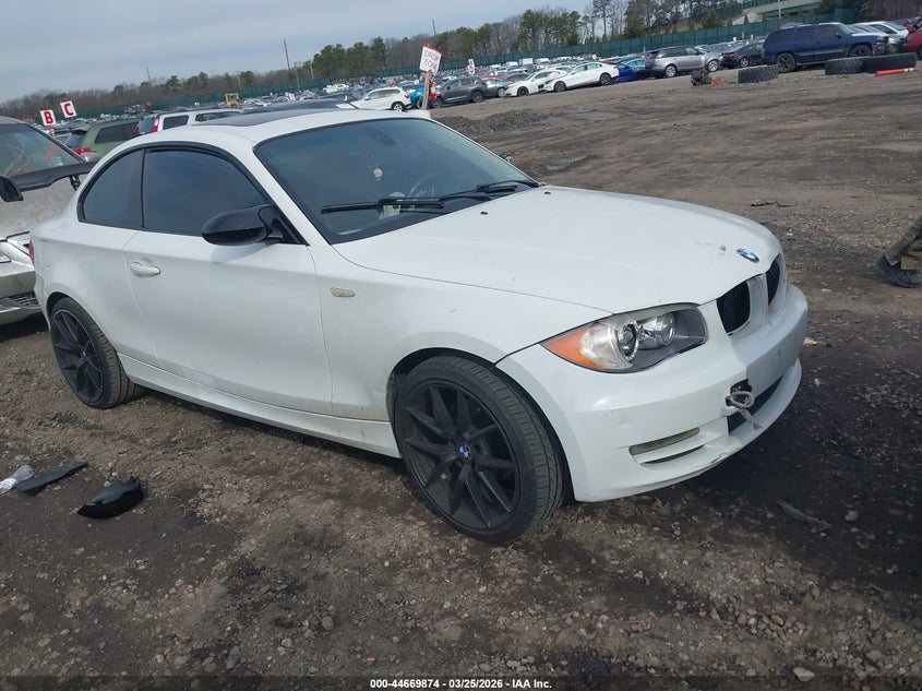 2009 BMW 128I