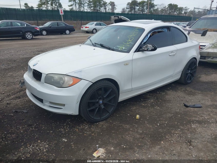 2009 BMW 128I