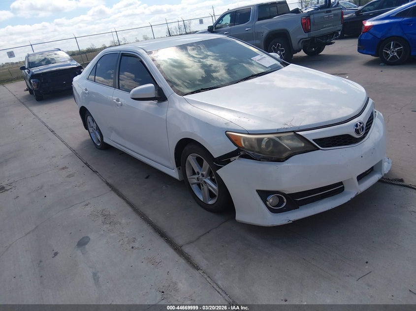 2014 Toyota Camry Se