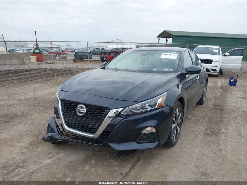 2022 Nissan Altima Sv Fwd
