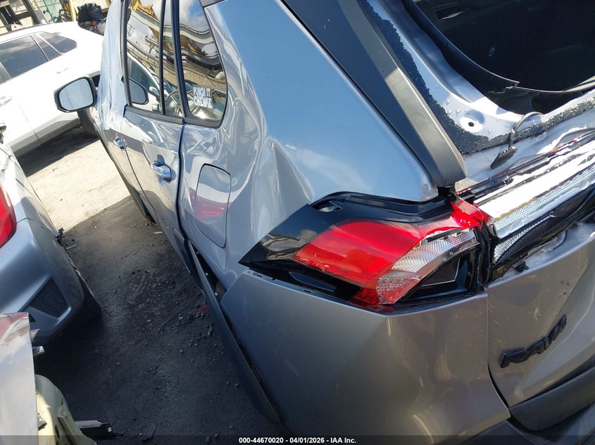 2020 Toyota Rav4 Hybrid Le