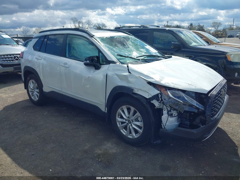 2024 Toyota Corolla Cross Le