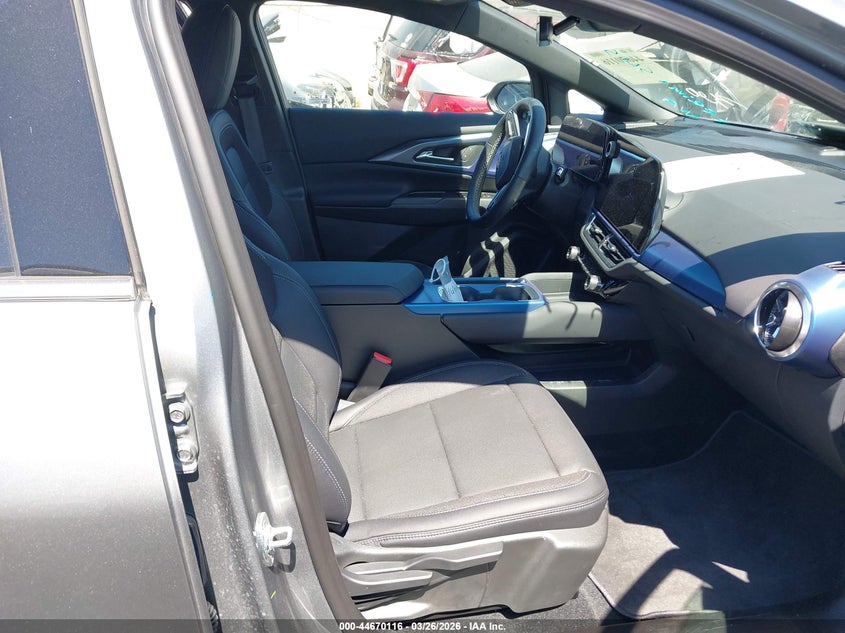 2025 Chevrolet Equinox Ev Lt 2