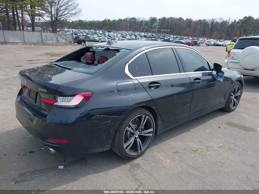 2024 BMW 330I xDrive