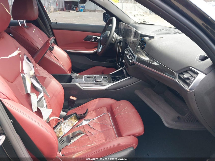 2024 BMW 330I xDrive