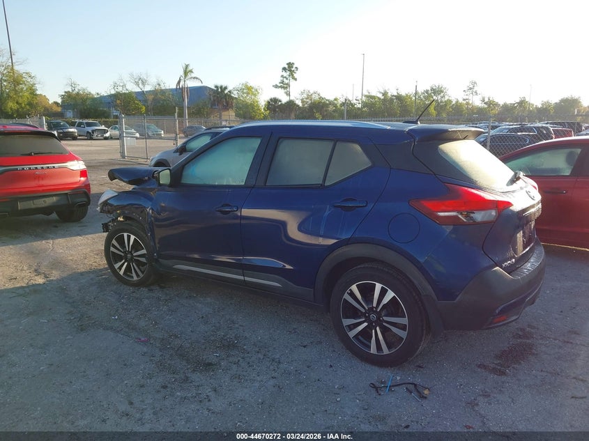 2019 Nissan Kicks Sr
