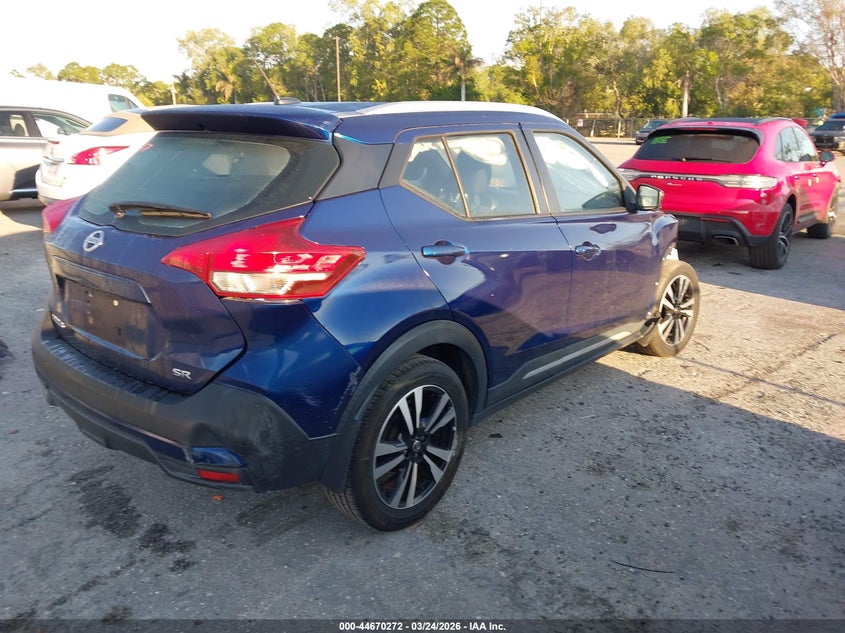 2019 Nissan Kicks Sr