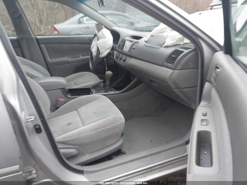 2003 Toyota Camry Le V6