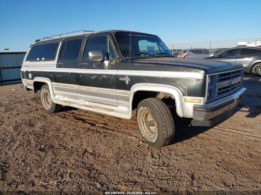 1988 Chevrolet Suburban V10
