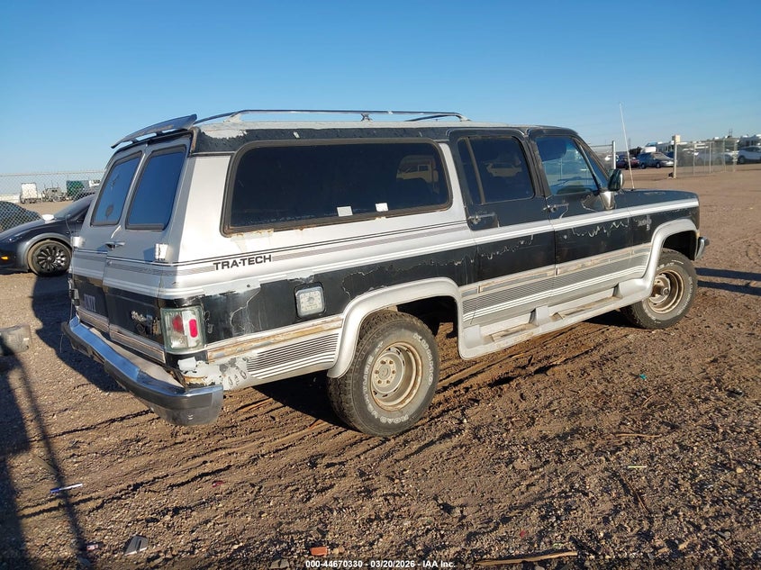 1988 Chevrolet Suburban V10