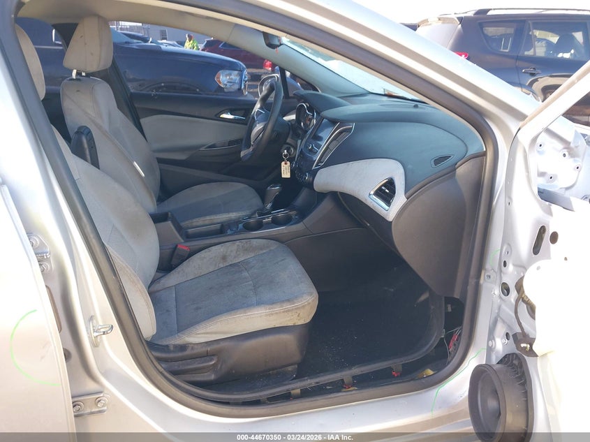 2019 Chevrolet Cruze Ls