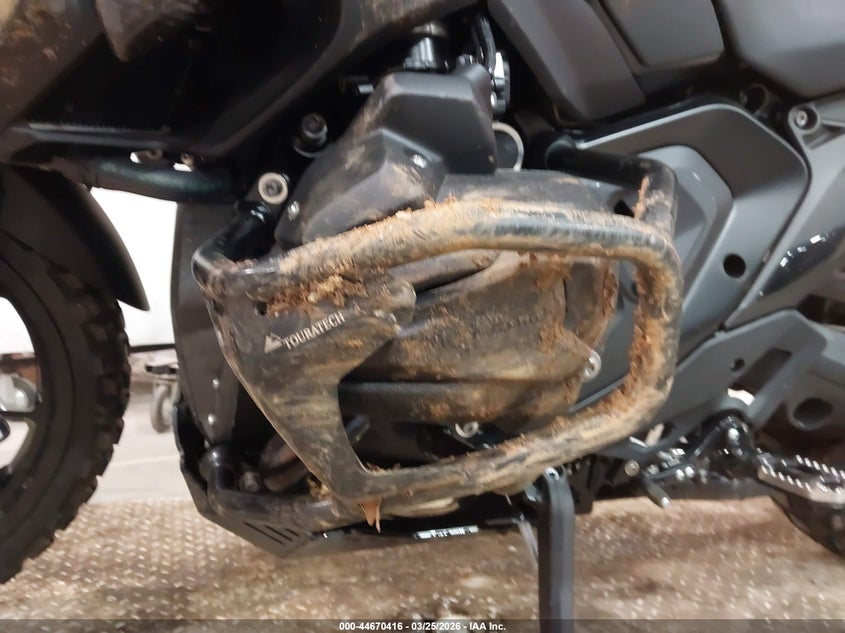 2024 BMW R 1300 Gs VIN: WB10M2307R6K33179 Lot: 44670416