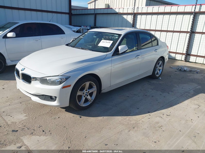 Vin: wba3b1c5xek135161, lot: 45167608, bmw 320i 20142