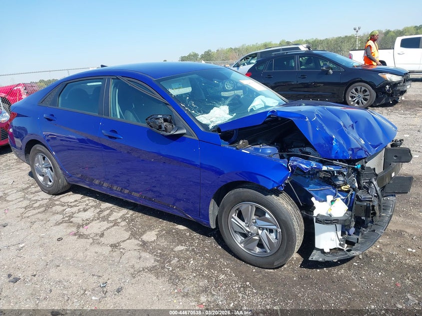 2024 Hyundai Elantra Se