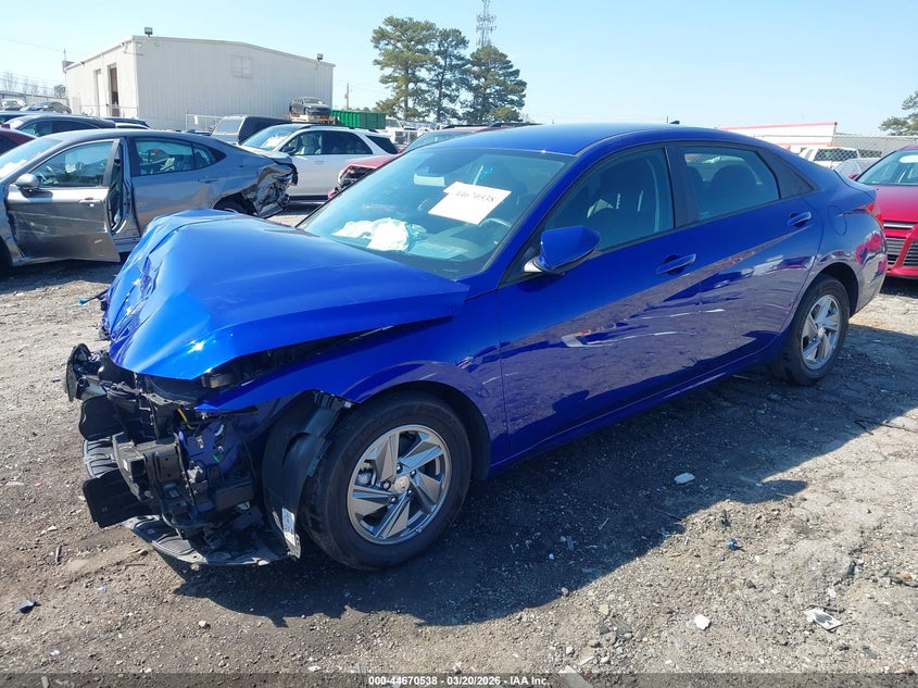 2024 Hyundai Elantra Se