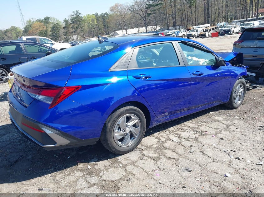 2024 Hyundai Elantra Se