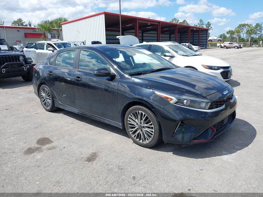 2022 Kia Forte Gt-Line