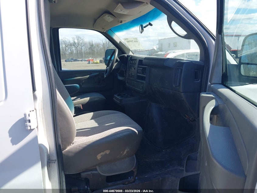 CHEVROLET EXPRESS 1500 2014 VIN 1GCSGAFX8E1107720