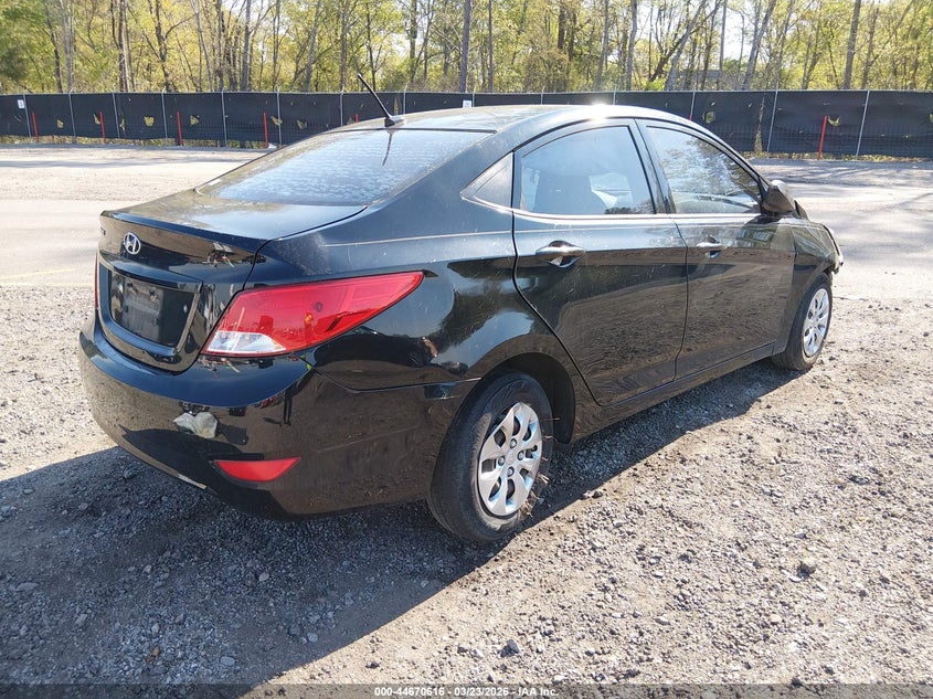 2017 Hyundai Accent Se