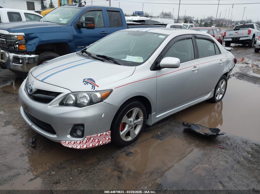 2012 Toyota Corolla 1.8 S silver Lot 111044670623 Vin 2T1BU4EE6CC865445