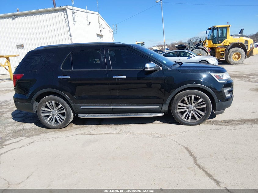 VIN 1FM5K8HT7HGC18450 2017 FORD EXPLORER PLATINUM