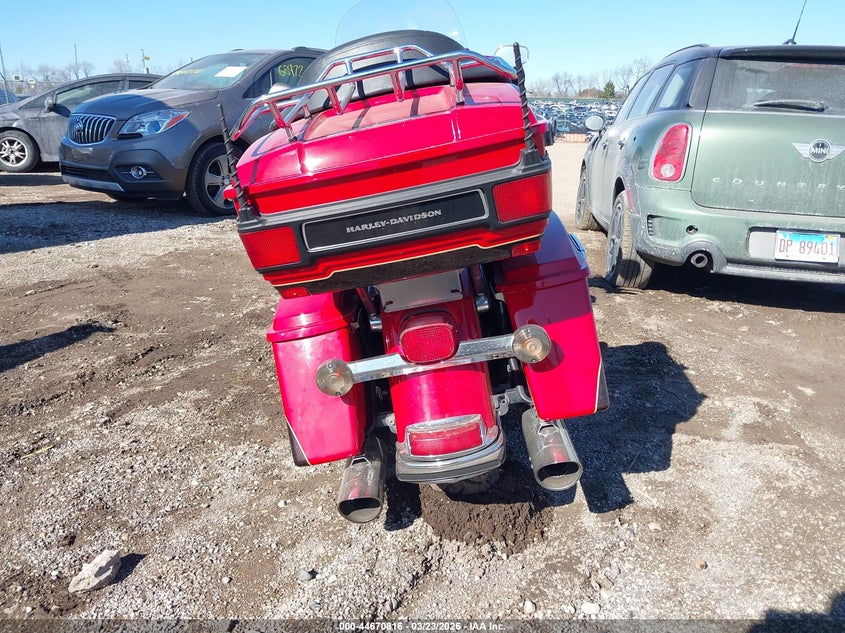 2011 Harley-Davidson Flhtk VIN: 1HD1KEM16BB660368 Lot: 44670816