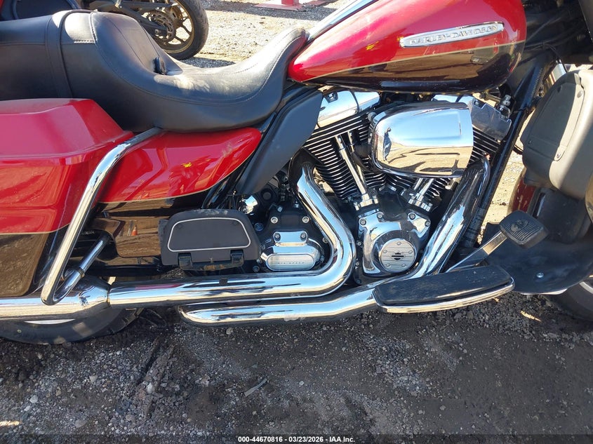 2011 Harley-Davidson Flhtk VIN: 1HD1KEM16BB660368 Lot: 44670816