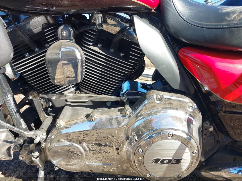 2011 Harley-Davidson Flhtk VIN: 1HD1KEM16BB660368 Lot: 44670816