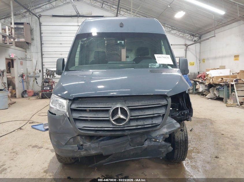 MERCEDES-BENZ SPRINTER 2500 - zdjęcie 12