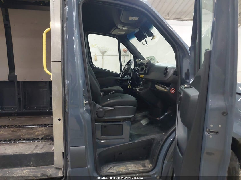 MERCEDES-BENZ SPRINTER 2500 - zdjęcie 5