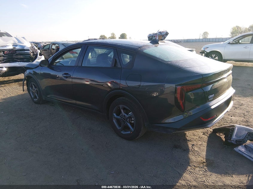 Vin: 3kpft4de5se233249, lot: 45167946, kia k4 lxs 20253
