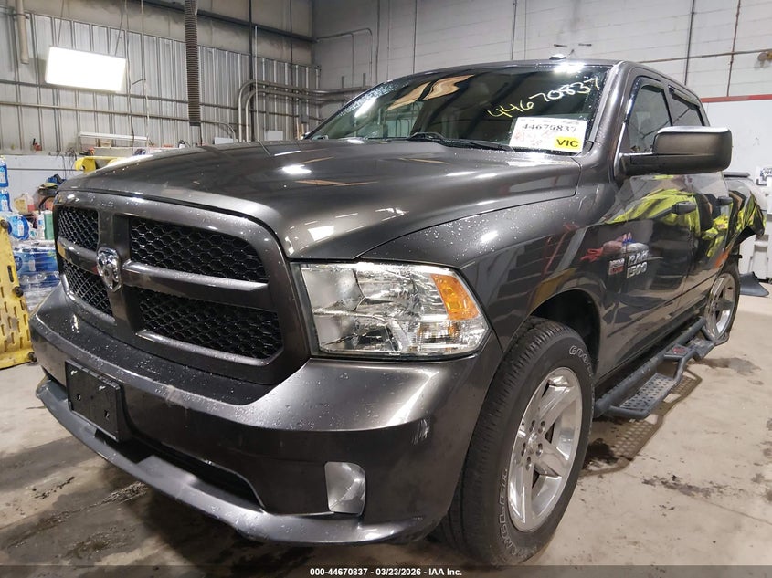 3C6RR7KT0HG582483 2017 Ram 1500 Express  4x4 5'7 Box photo 1