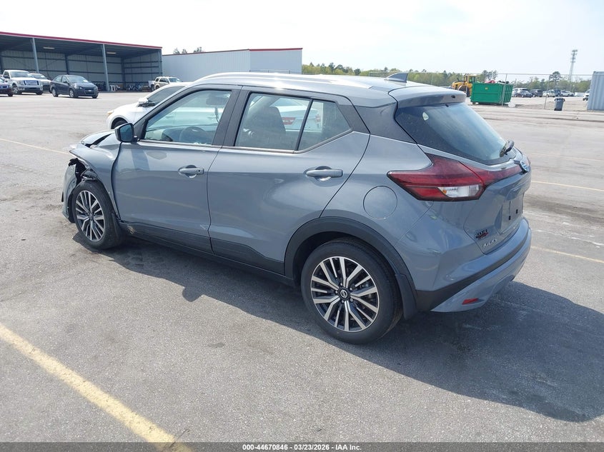 2021 Nissan Kicks Sv Xtronic Cvt
