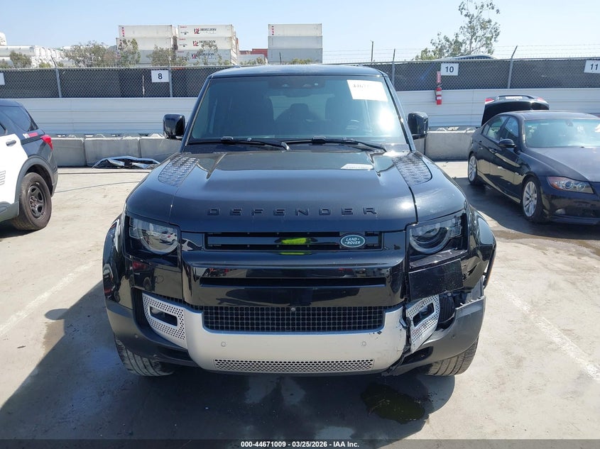 2024 Land Rover Defender 110 P400 S VIN: SALEJ7EU6R2288267 Lot: 44671009