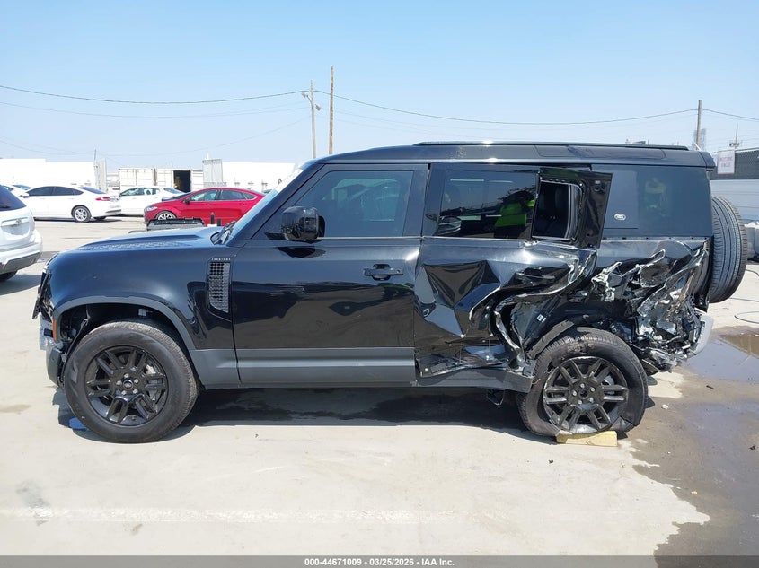 2024 Land Rover Defender 110 P400 S VIN: SALEJ7EU6R2288267 Lot: 44671009