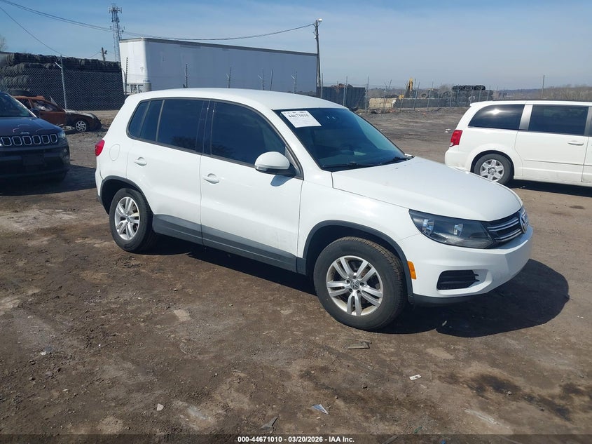2014 Volkswagen Tiguan S
