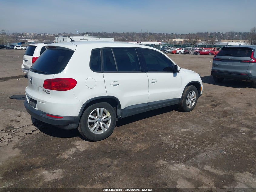 2014 Volkswagen Tiguan S
