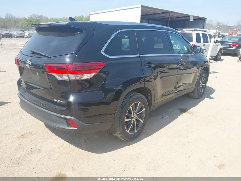 2019 Toyota Highlander Xle