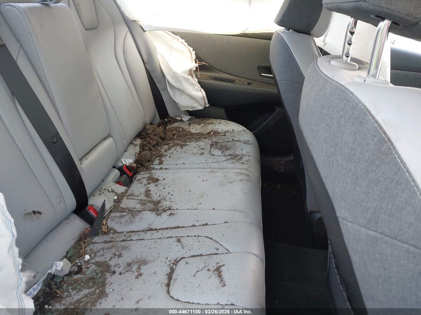 2025 HYUNDAI ELANTRA VIN: KMHLP4DG3SU869755