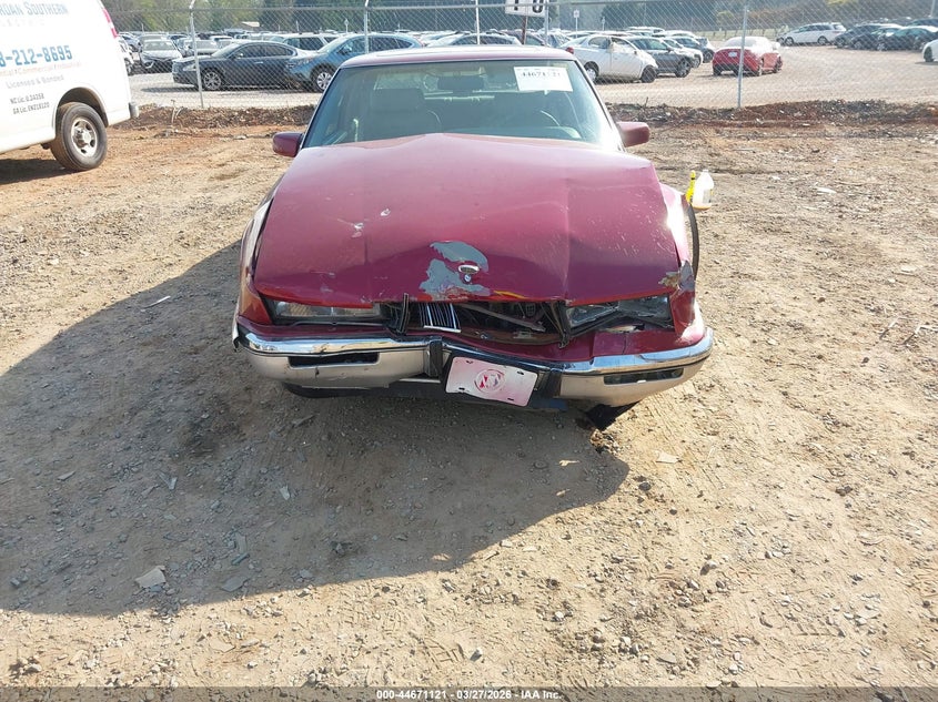 1992 Buick Riviera VIN: 1G4EZ13L4NU403532 Lot: 44671121