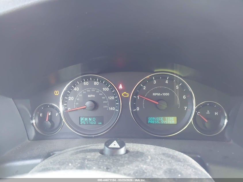 2006 Jeep Commander Limited VIN: 1J8HH58N46C175800 Lot: 44671154