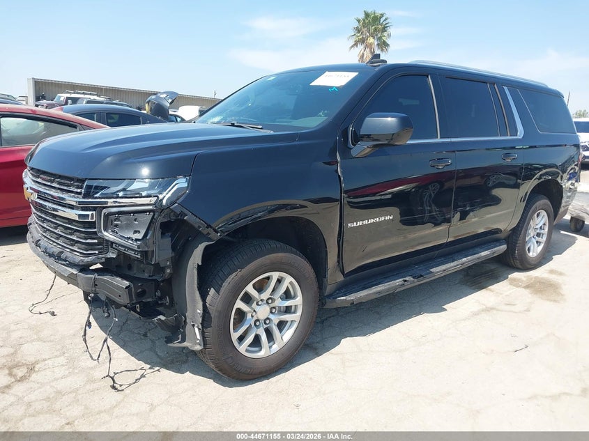 2024 Chevrolet Suburban 2Wd Lt