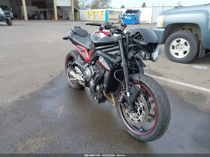2018 Triumph Motorcycle Street Triple R