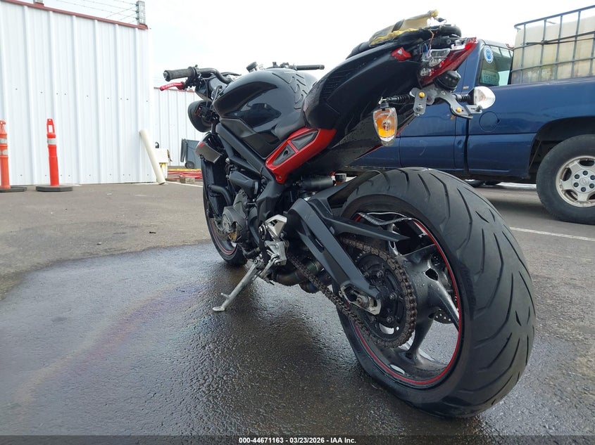 2018 Triumph Motorcycle Street Triple R