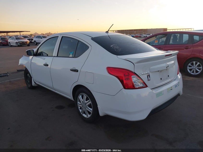2019 Nissan Versa 1.6 S+