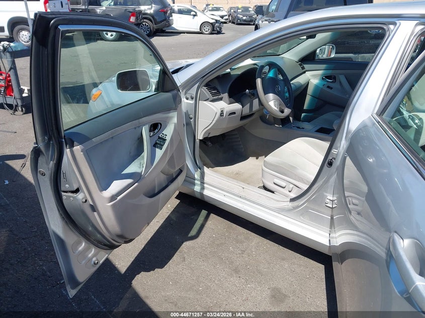 2009 Toyota Camry Le