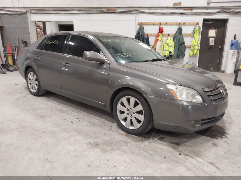 2006 Toyota Avalon Xls