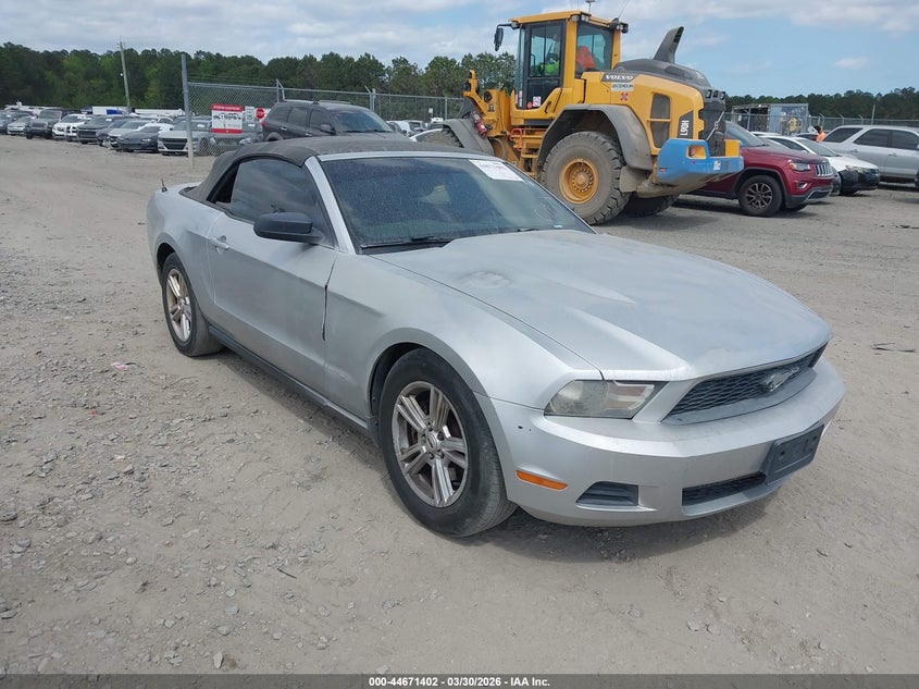 2012 Ford Mustang V6